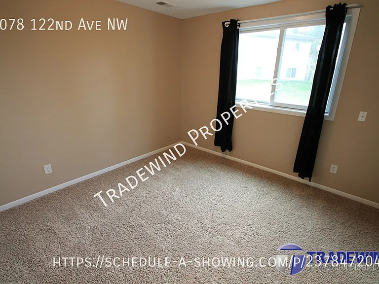 1078 122nd Ave NW — Photo 3