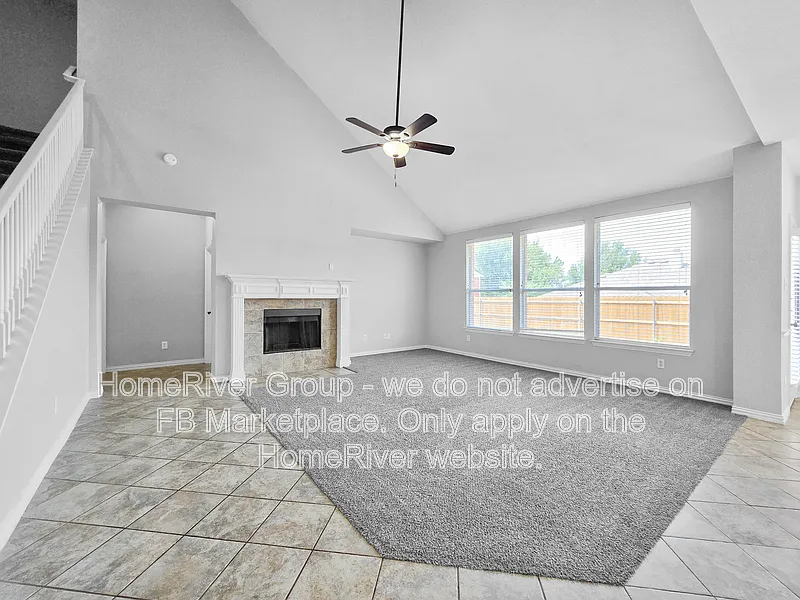 4 bed, 2.5 bath, 3168 sqft, $3,195 — Photo 3
