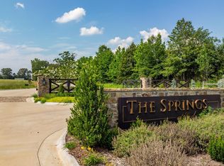 5 Cedar Ct, Searcy, AR 72143