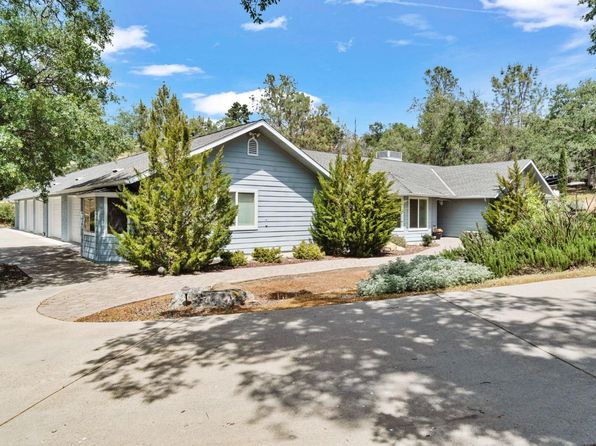 43443 Running Deer Dr, Coarsegold, CA 93614
