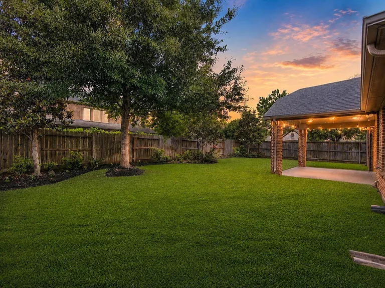 2719 Indigo Manor Ln — Photo 22