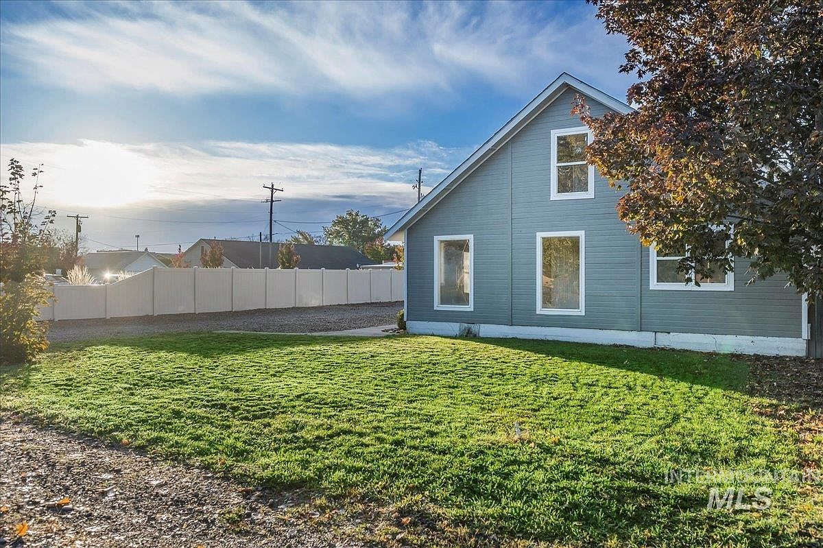 410 SW 2nd St, Fruitland, ID 83619 Zillow