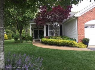 2534 Sparrowbush Ln, Wall Township, NJ 08736