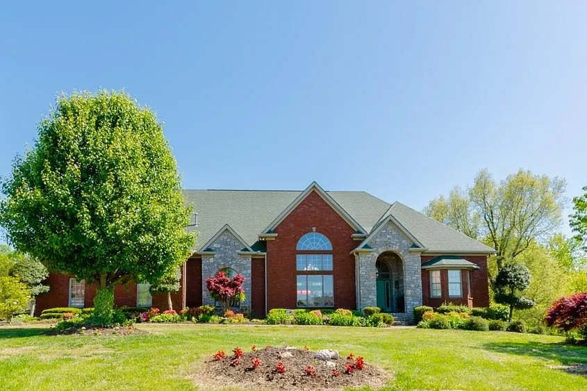 3004 Edgemont Dr