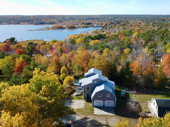 187 Hartz Point Rd, Shelburne, NS B0T 1W0