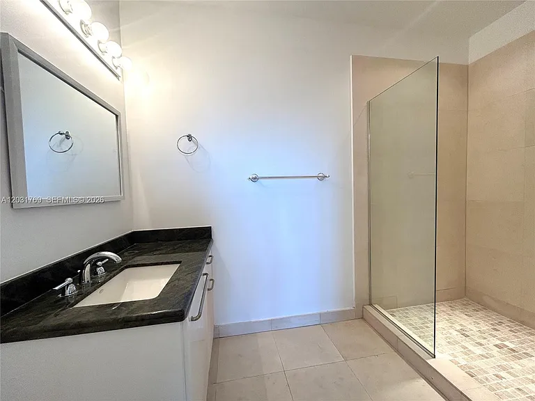 7934 West Dr #705 — Photo 32