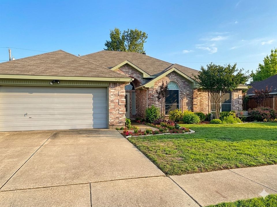 1st image of 908 Busby Dr