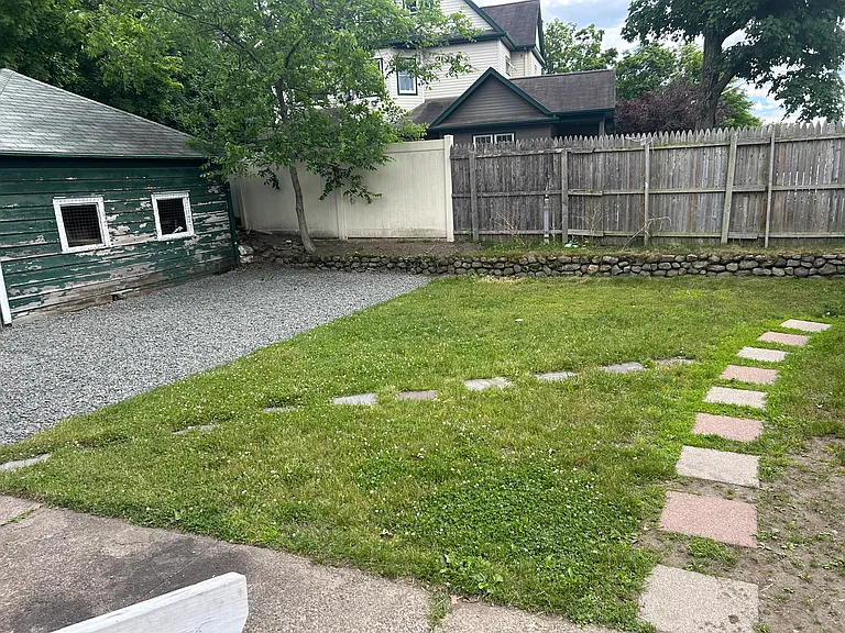 35 Wayne Ave #1 — Photo 20