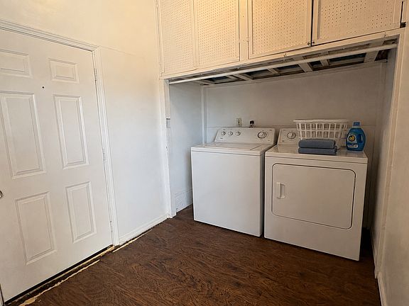 5th image of 1512 Brookdale Dr