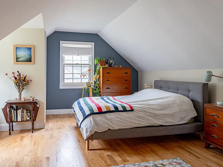 Upstairs bedroom