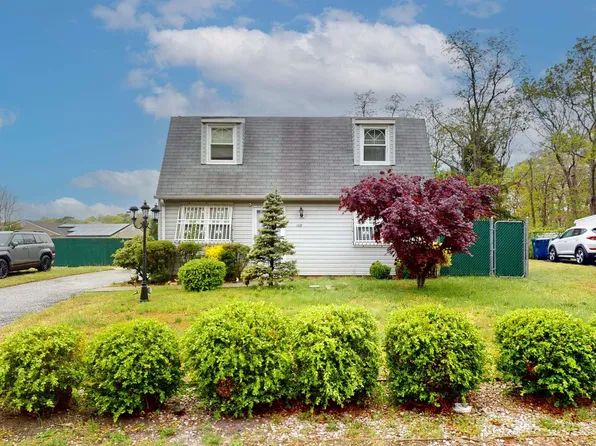 108 Lake Champlain Dr, Little Egg Harbor, NJ 08087