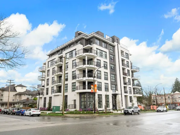 2446 Shaughnessy St #201, Pt Coquitlam, BC V3C 6M4