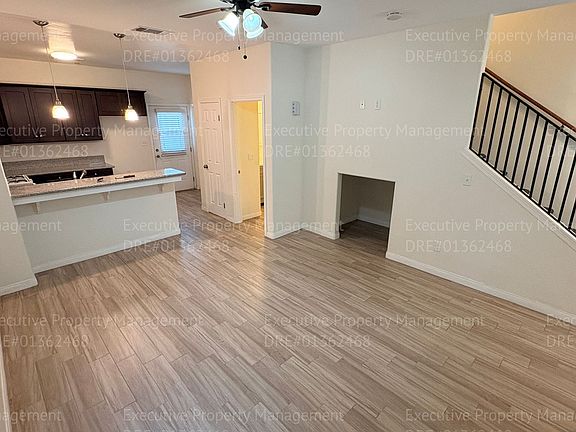 4th image of 3271 Chester Ln