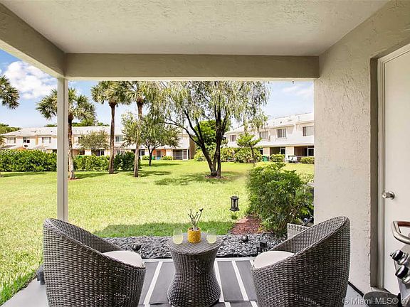 5th image of 8041 Sanibel Dr #8041