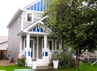 1128 74th St SW, Edmonton, AB T6X0N7