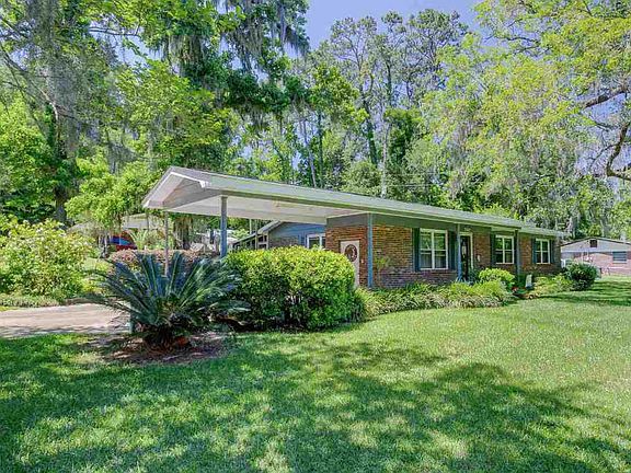 2nd image of 3502 Doris Dr
