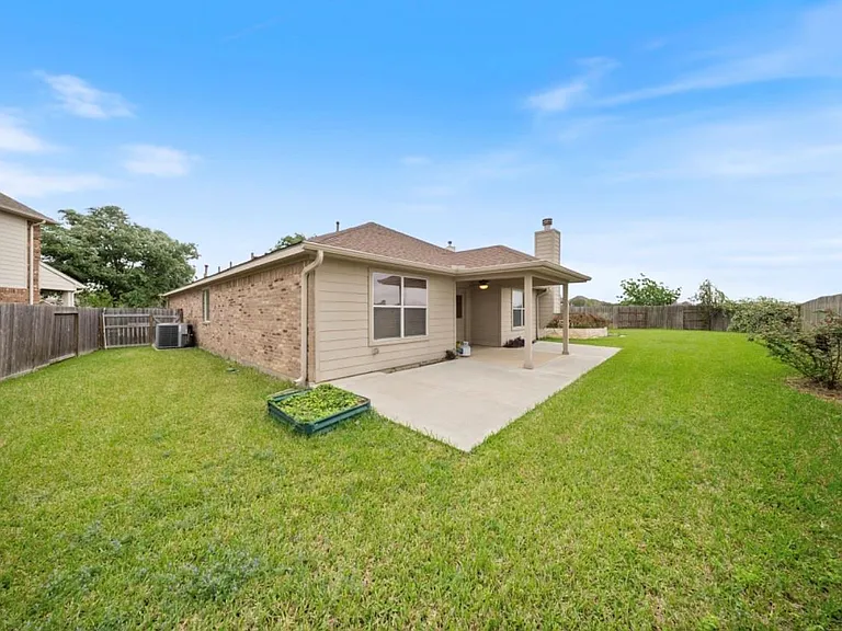 6007 Wilcox Point Ct — Photo 6