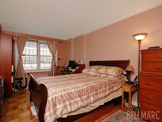 Rented by Bellmarc Realty | media 20