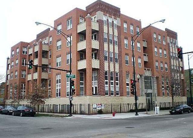 1st image of 3550 W Montrose Ave Unit 507
