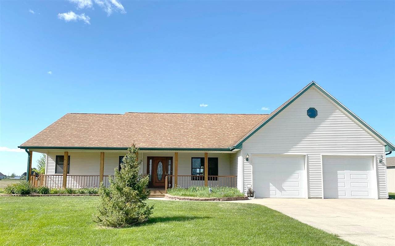 1081 Amelith Rd, Bay City, MI 48706 Zillow