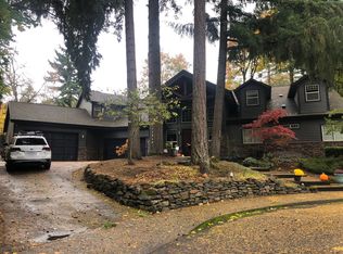 1864 Campus Way, Lake Oswego, OR 97034