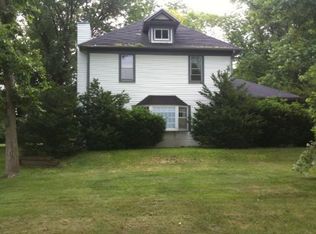 1210 Vermont Rd, Woodstock, IL 60098