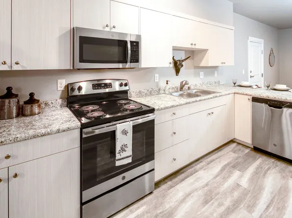 East Ridge Apartments