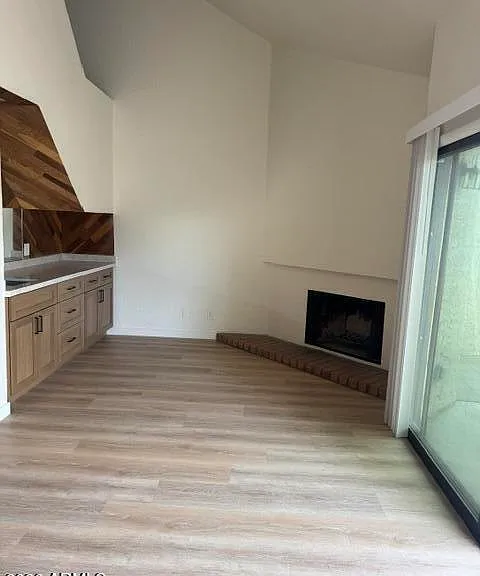 1818 S River Dr — Photo 7