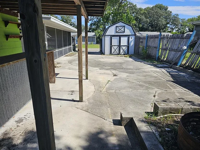 9926 Rainbow Ln — Photo 44