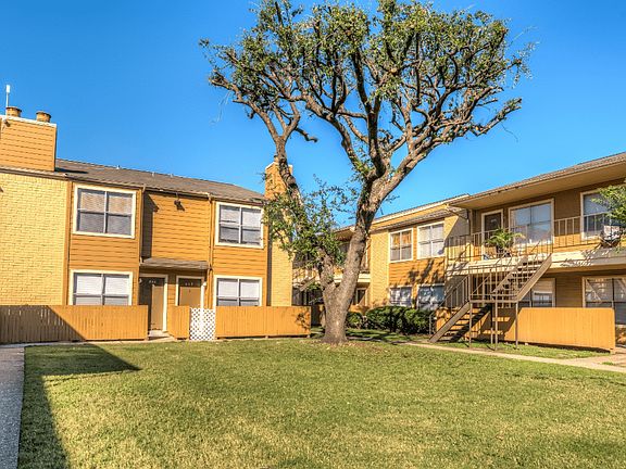 5th image of 7500 Pinemont Dr #1909
