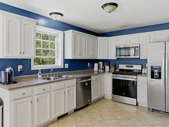 5th image of 55 Melendy Road #B
