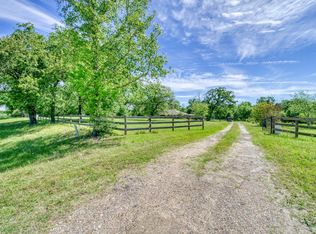 7000 Fm 3060, Midway, TX 75852