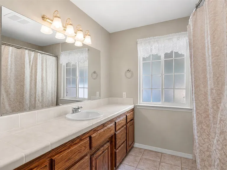 688 Willow Rd — Photo 21