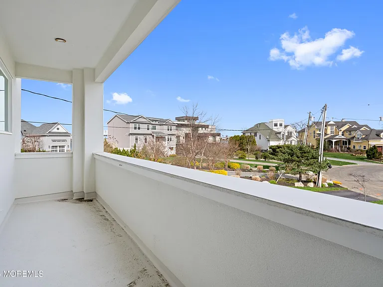 7 Circle Dr — Photo 33