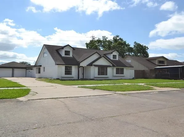 2707 Shenandoah Dr, Pasadena, TX 77502