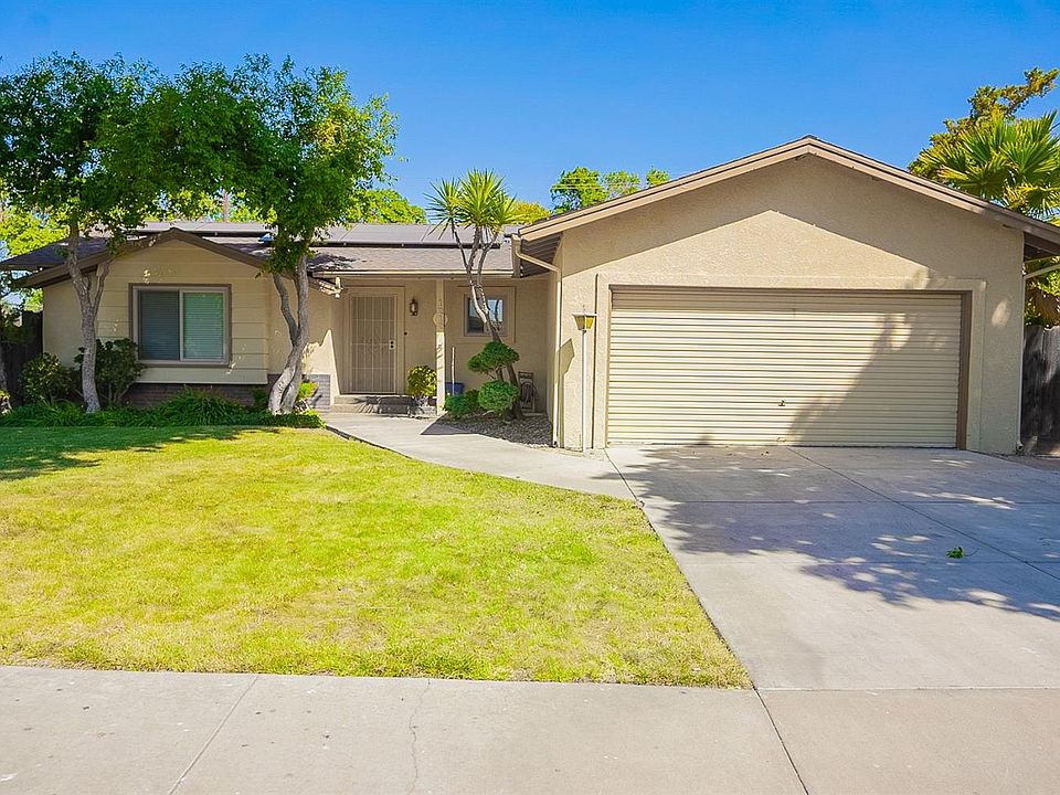 1212 Santa Cruz Way Los Banos CA 93635 Zillow