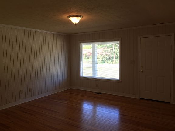 3rd image of 7060 Regalwood Ct