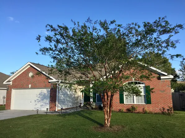 7820 Lumberton Rd, North Charleston, SC 29418