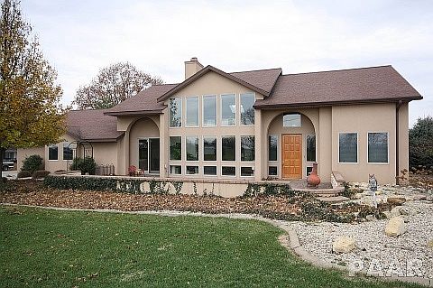 2nd image of 101 W Southgate Dr