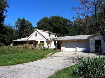 2nd image of 8789 Valley View Dr