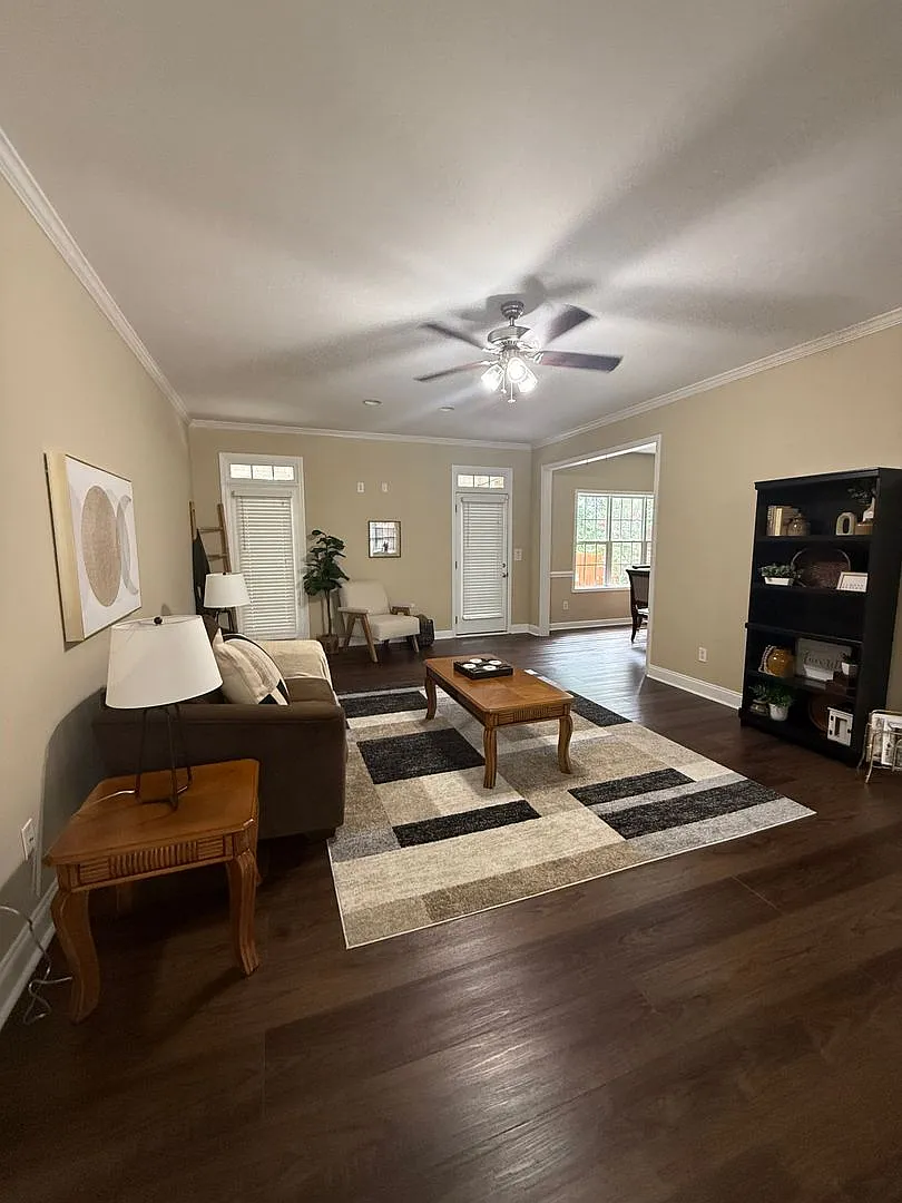 New Home for Rent — Photo 3