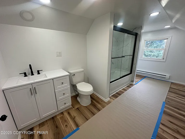 92 Kinney Ave — Photo 17