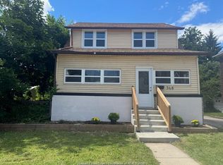 348 Caroline St, Windsor, ON N9A 6A4