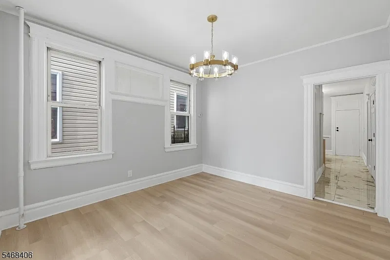 301 Ellis Ave — Photo 3