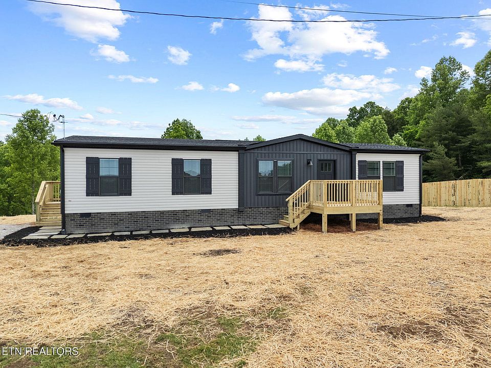 1st image of 117 Delia Young Ln