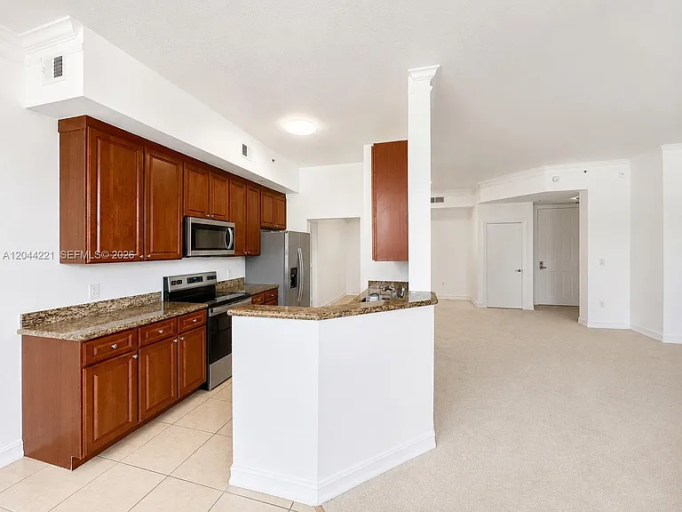 3001 NE 185th St #515 — Photo 5