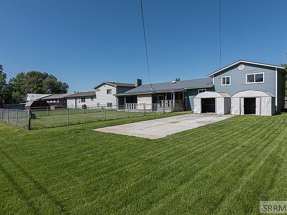 3rd image of 1190 Boise Ave