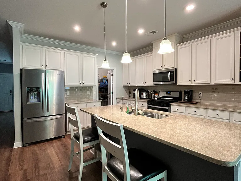 3129 Cedric Ct — Photo 6
