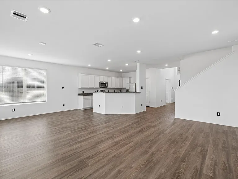 19179 Pinewood Grove Trl — Photo 6
