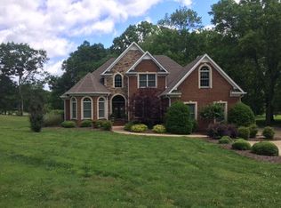 348 Riverbend Rd, Shelbyville, TN 37160